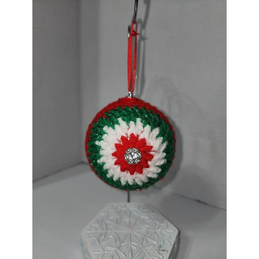 Vintage‎ Christmas Tree Ornament Handmade crocheted Bauble Shiny Bling